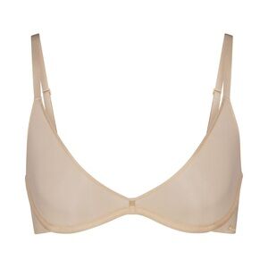 NWOT Skims Weightless Scoop Bra